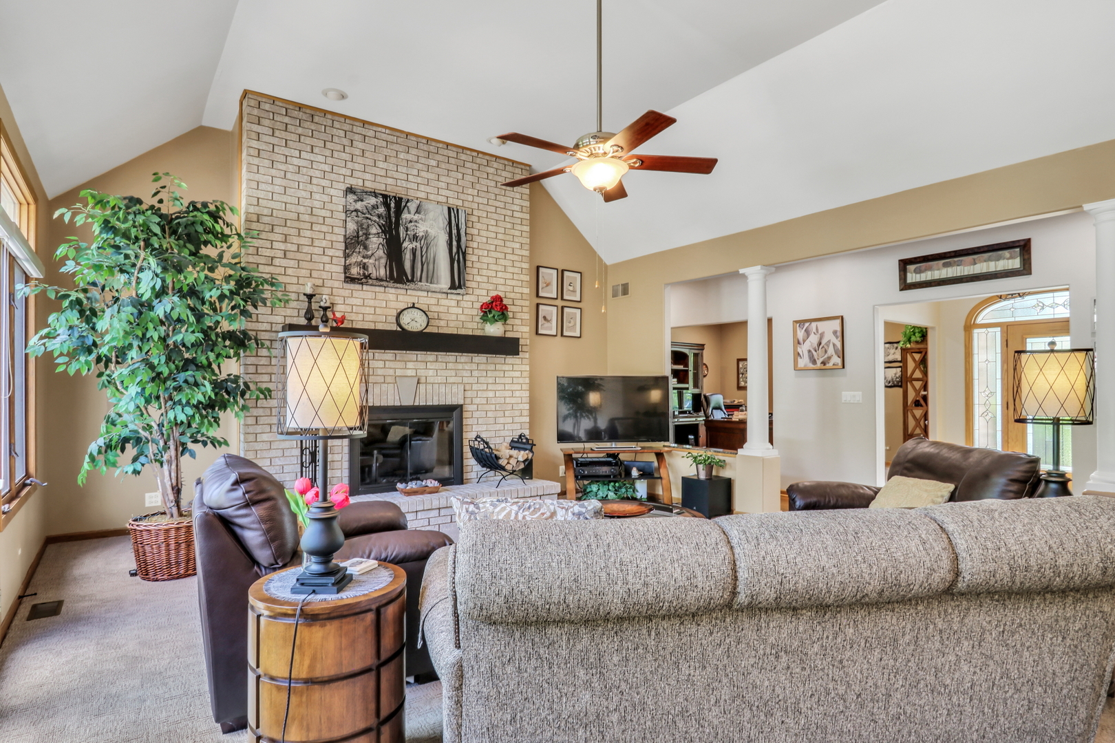 40273 N Goldenrod Lane