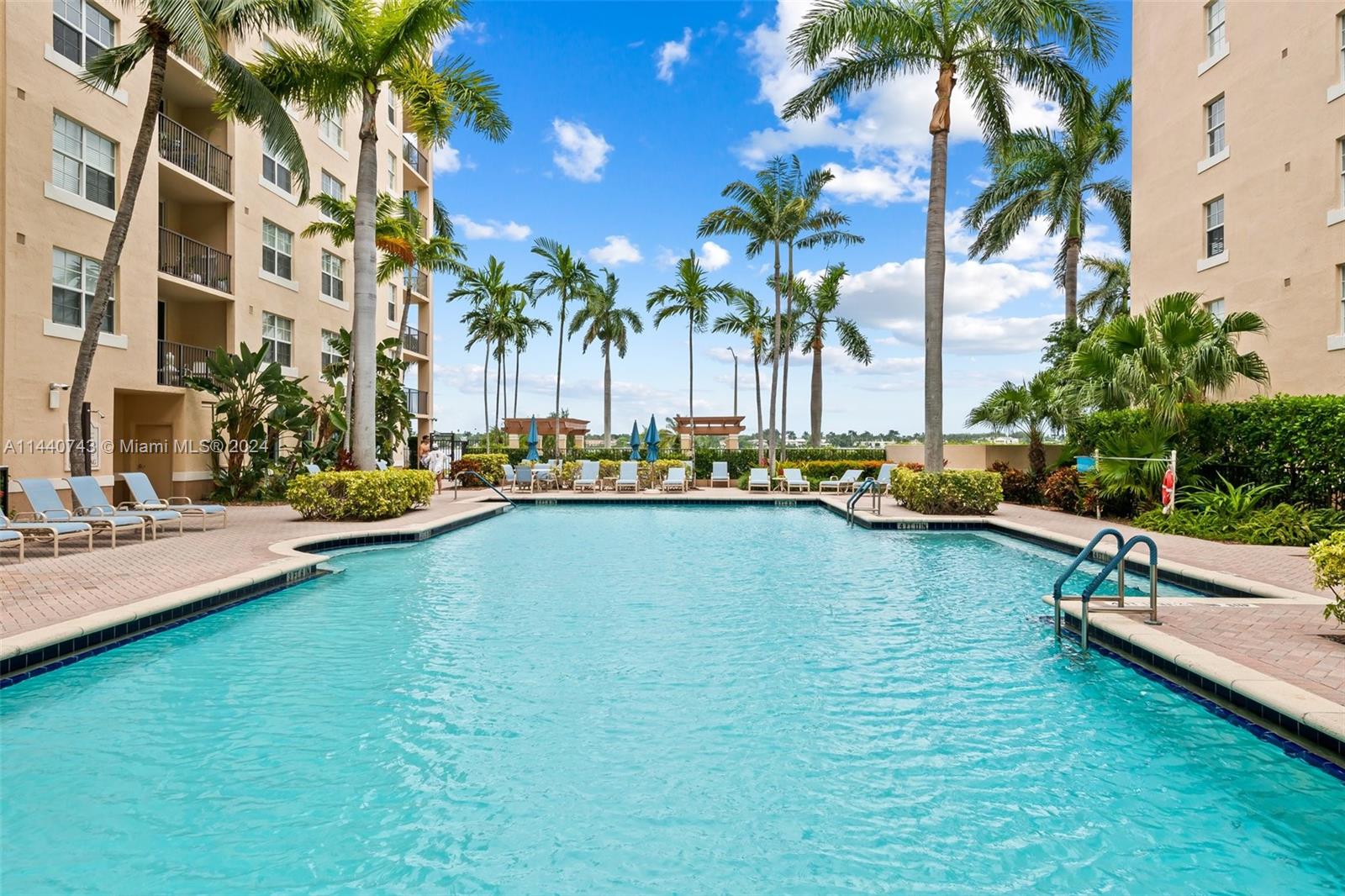 1805 N Flagler Dr # 313