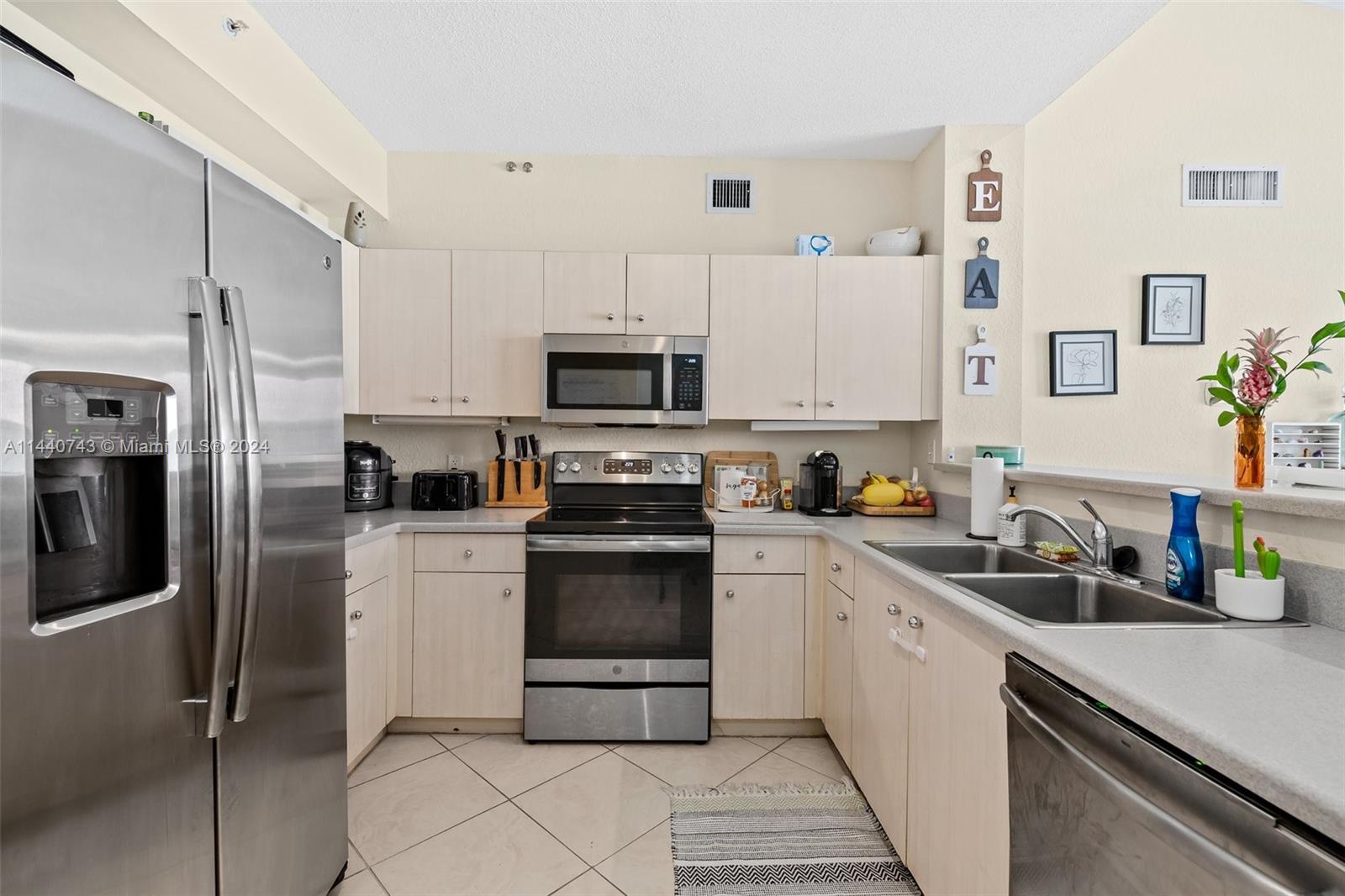 1805 N Flagler Dr # 313