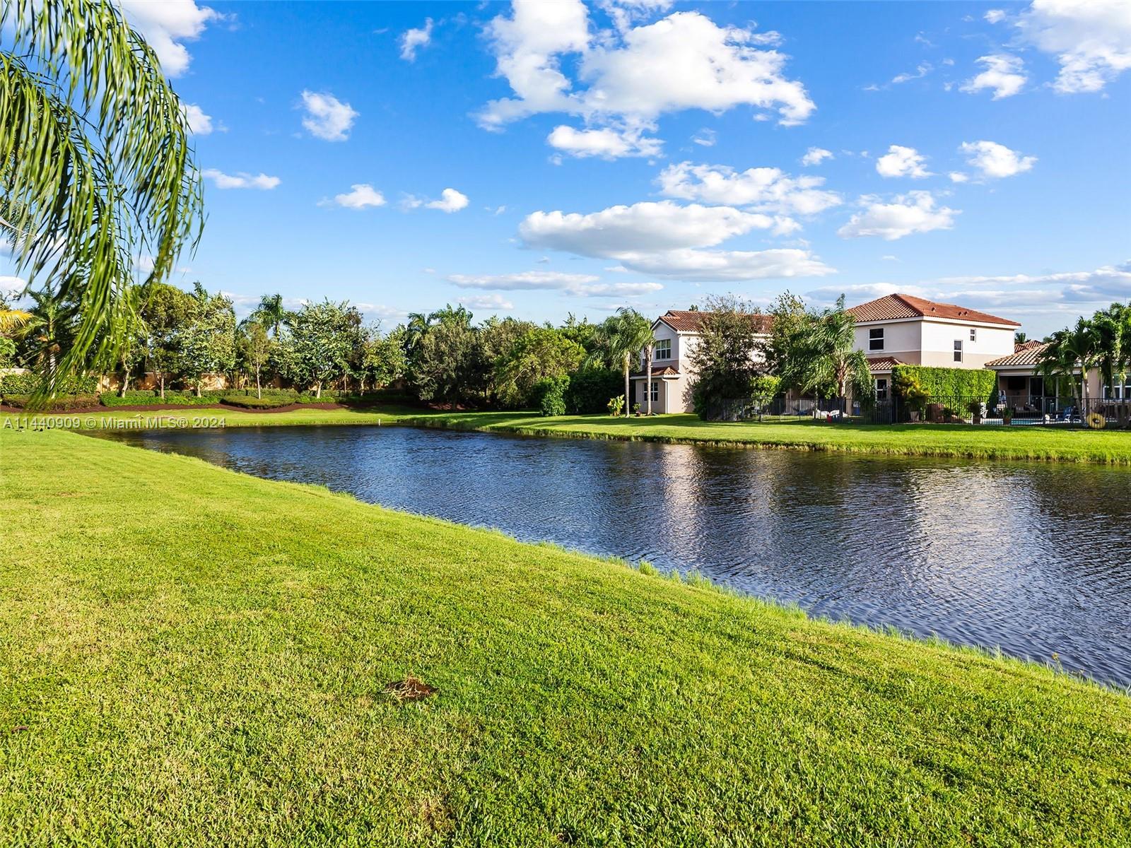 8256 Savara Streams Ln