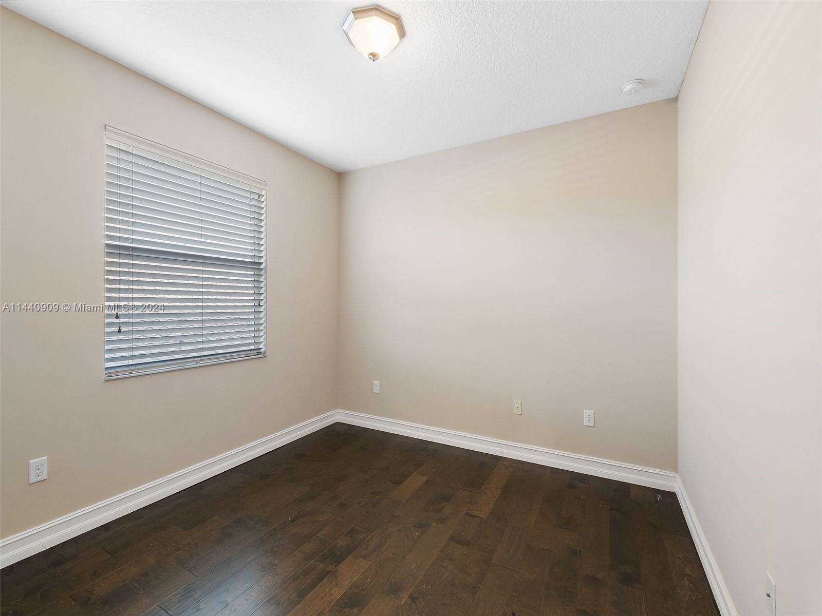 8256 Savara Streams Ln