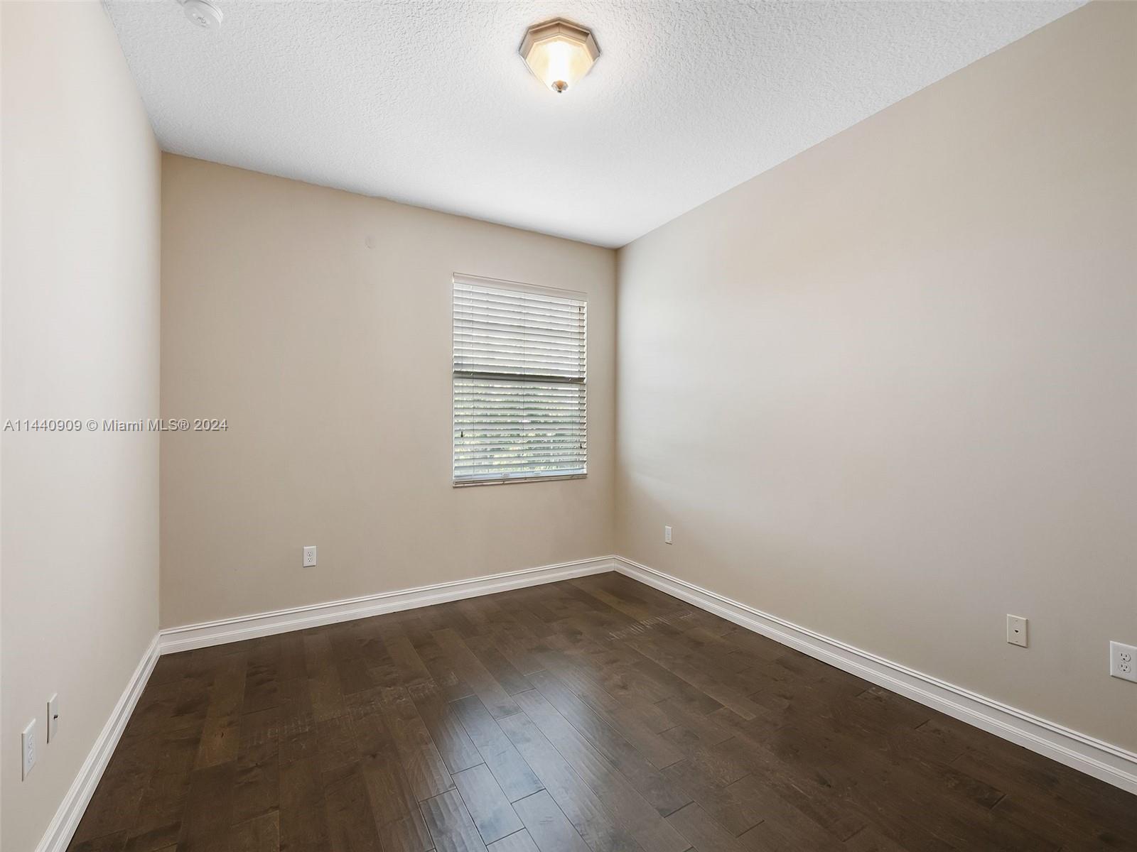 8256 Savara Streams Ln