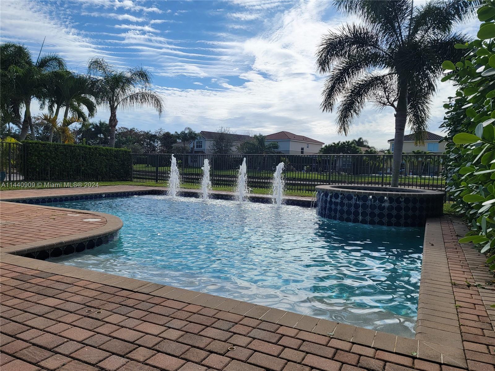 8256 Savara Streams Ln