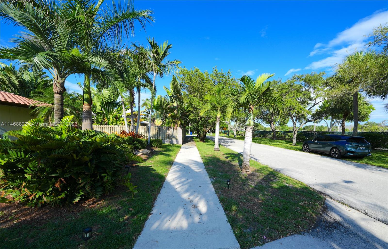 2509 NE 35th Dr