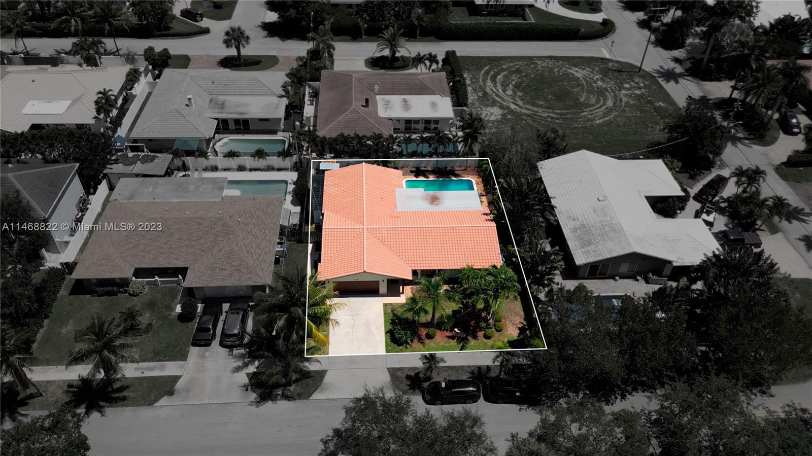 2509 NE 35th Dr