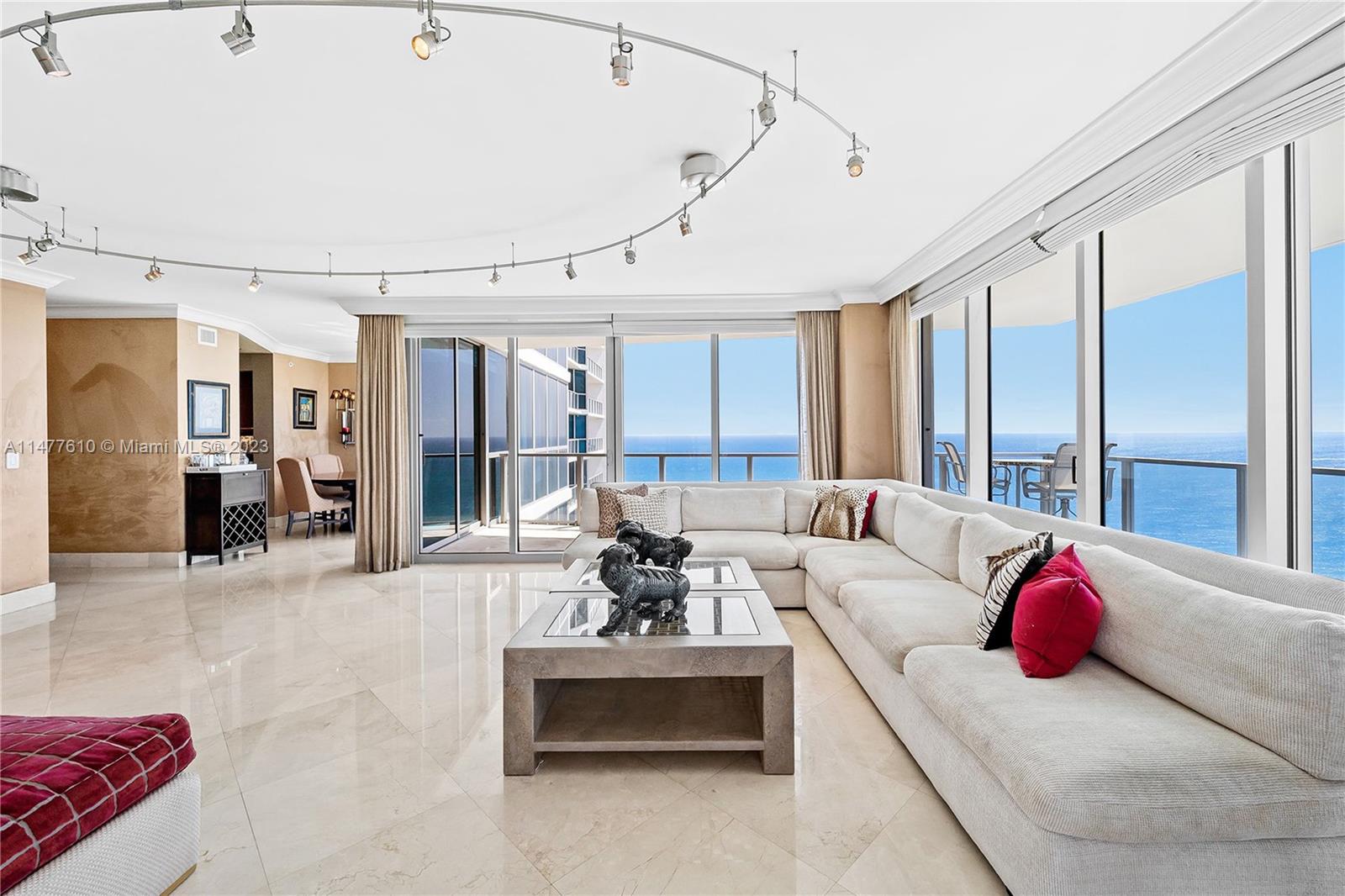 3101 S Ocean Dr # 2702