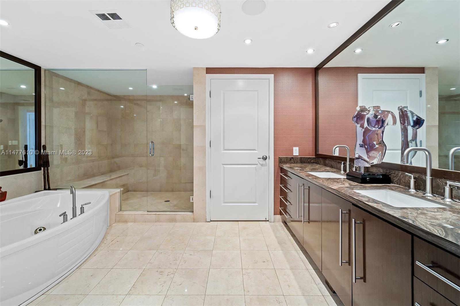 3101 S Ocean Dr # 2702