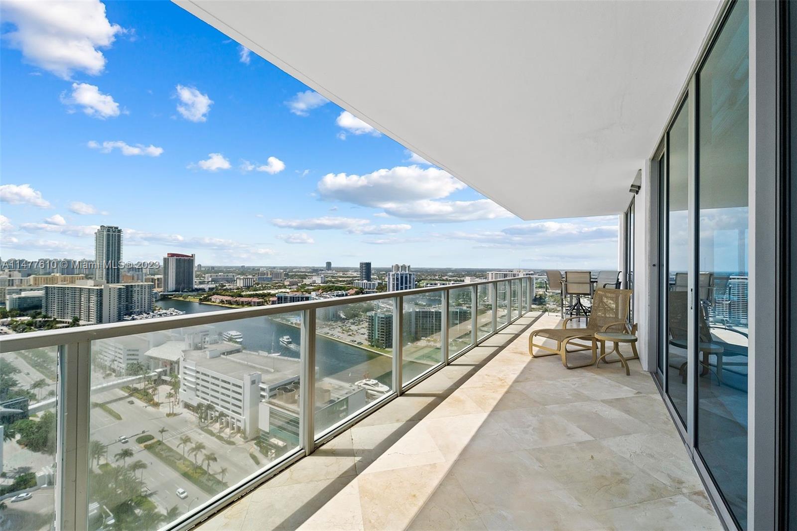 3101 S Ocean Dr # 2702