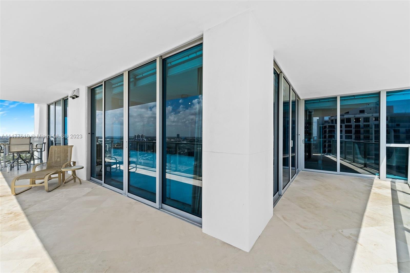 3101 S Ocean Dr # 2702