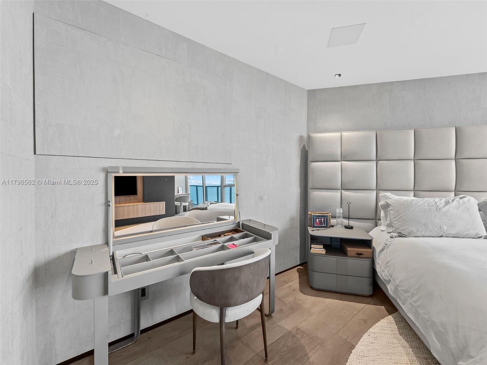 3101 S Ocean Dr # 2905