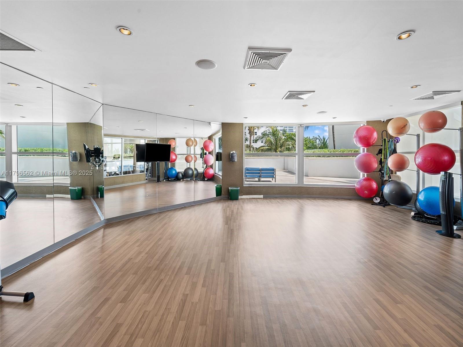 3101 S Ocean Dr # 2905