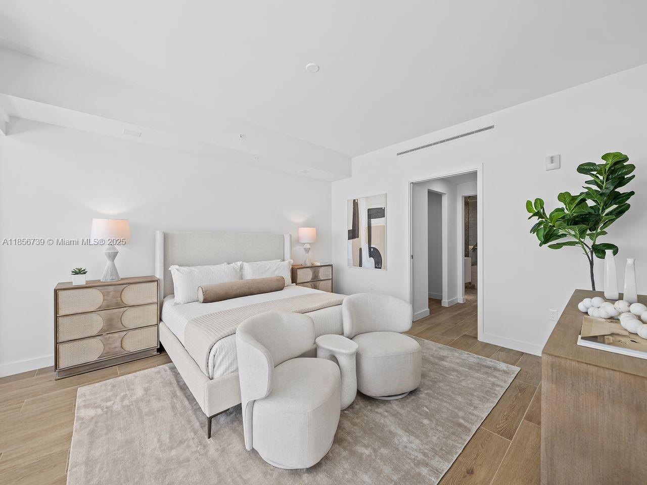 900 N Ocean # 1004
