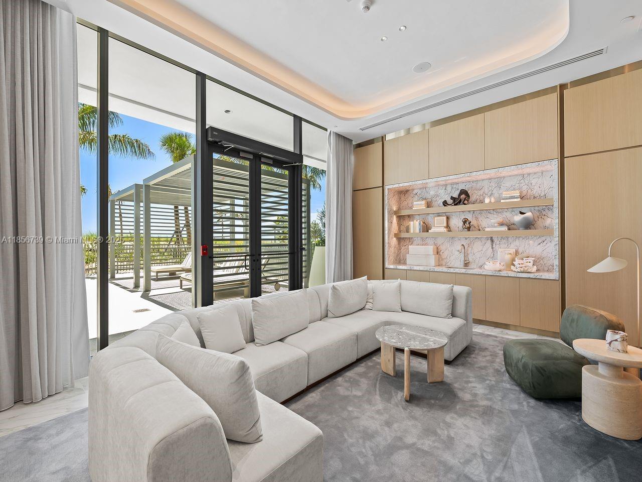900 N Ocean # 1004