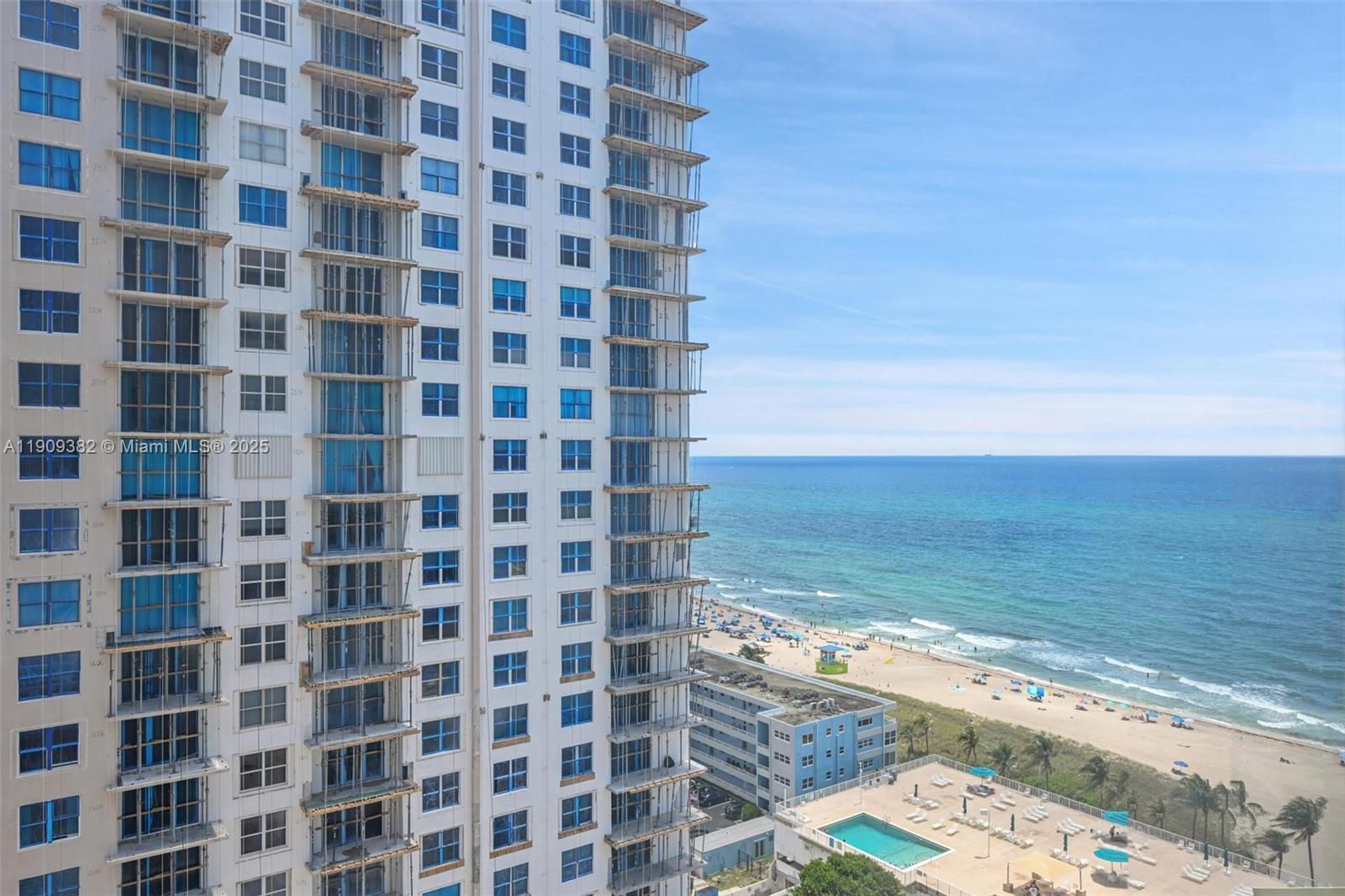 111 Briny Ave # 05 Unit: 19-05