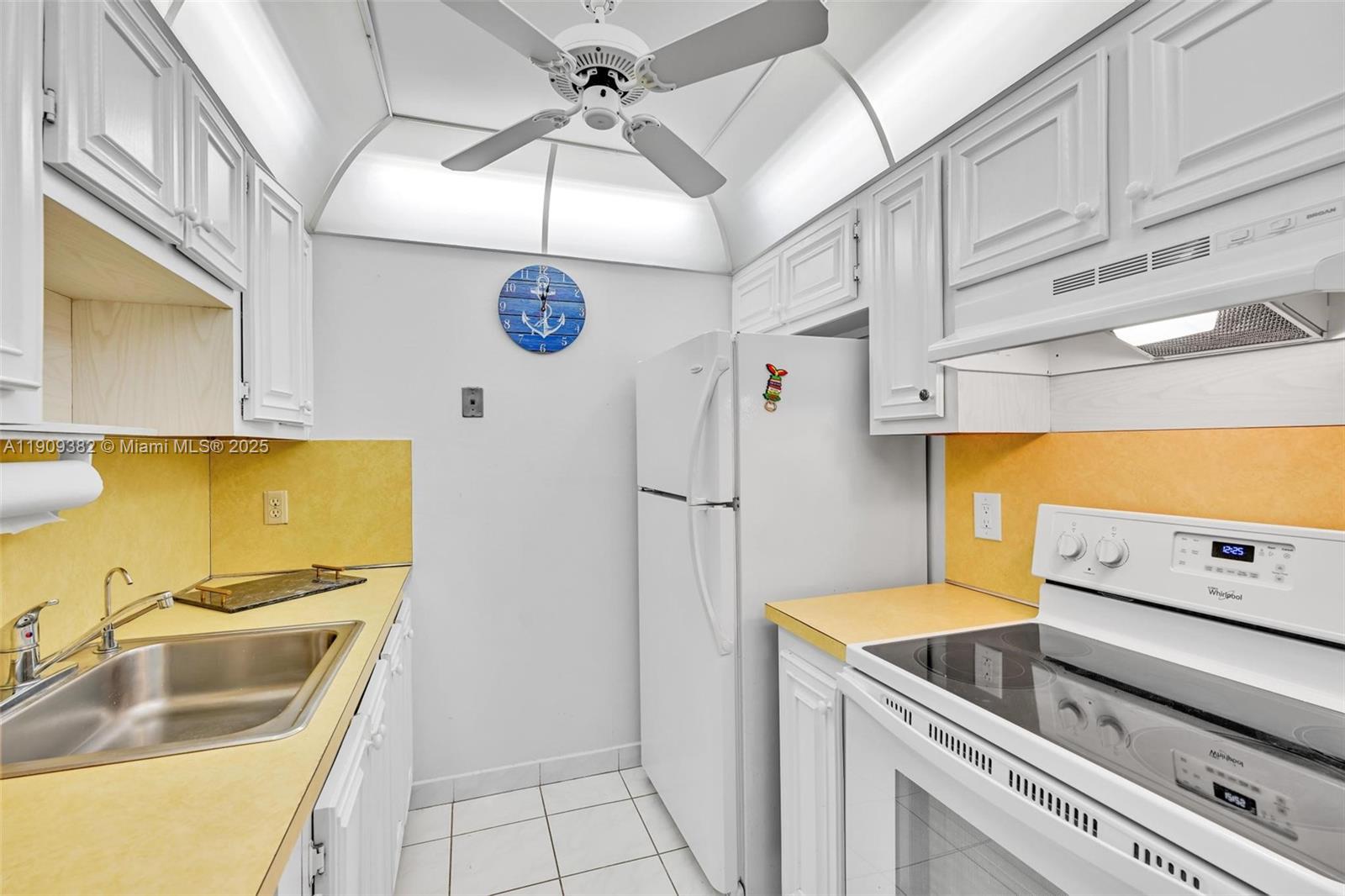 111 Briny Ave # 05 Unit: 19-05