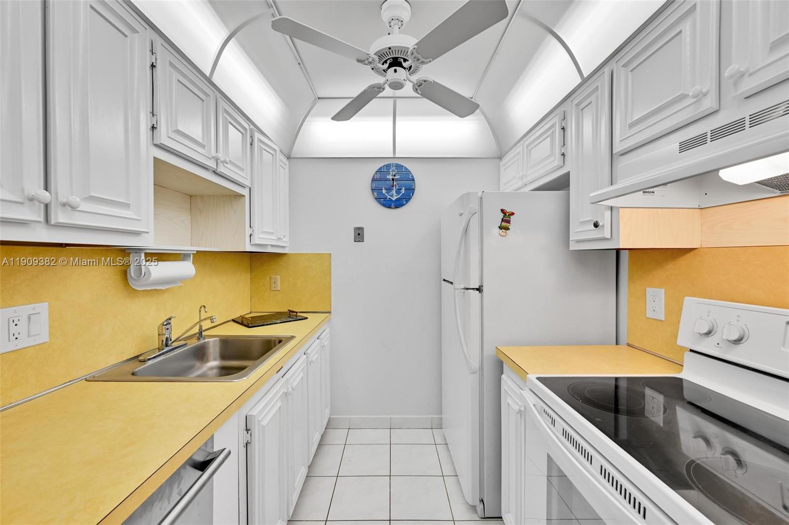 111 Briny Ave # 05 Unit: 19-05