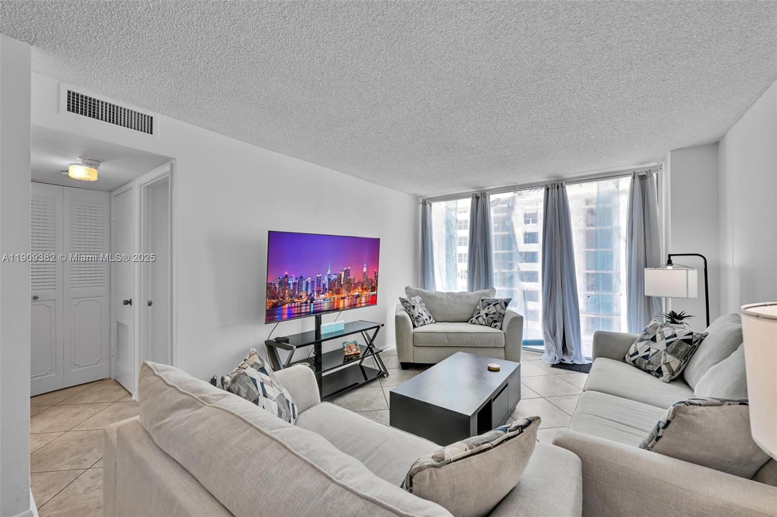 111 Briny Ave # 05 Unit: 19-05