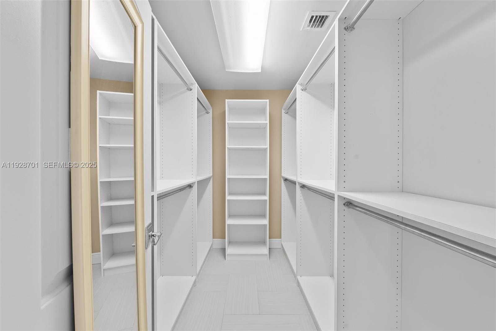 4213 Bougainvilla Dr # 2