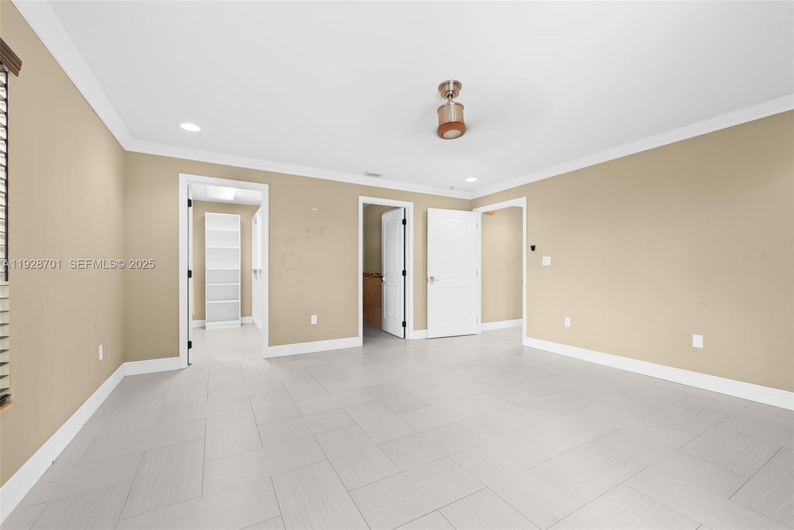 4213 Bougainvilla Dr # 2