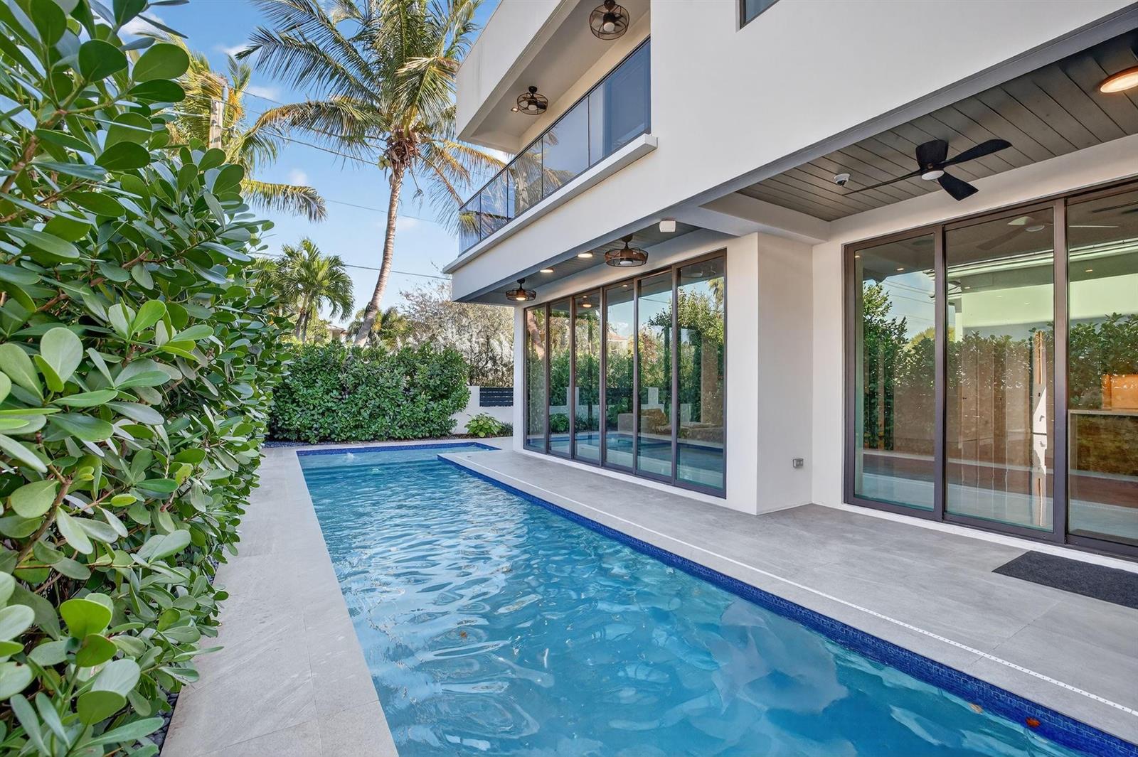 1225 NE 4th Street