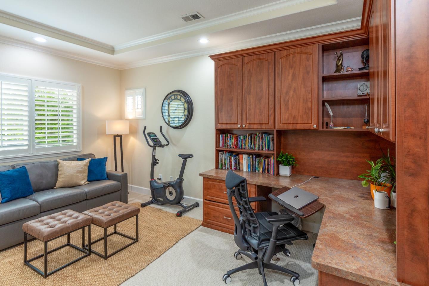 1642 Salisbury Drive