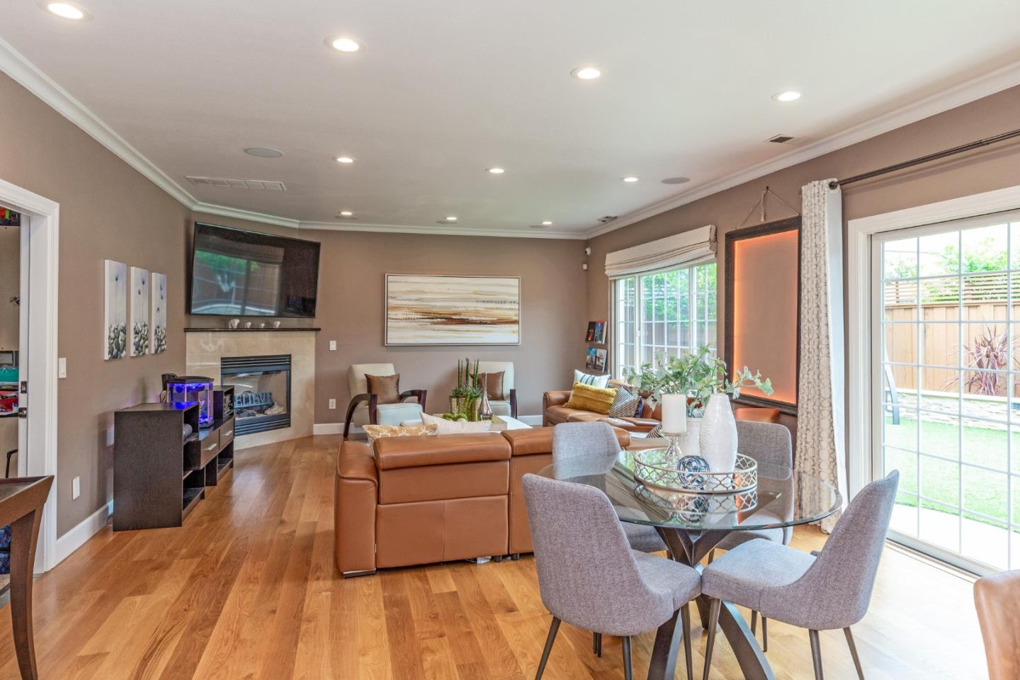1642 Salisbury Drive