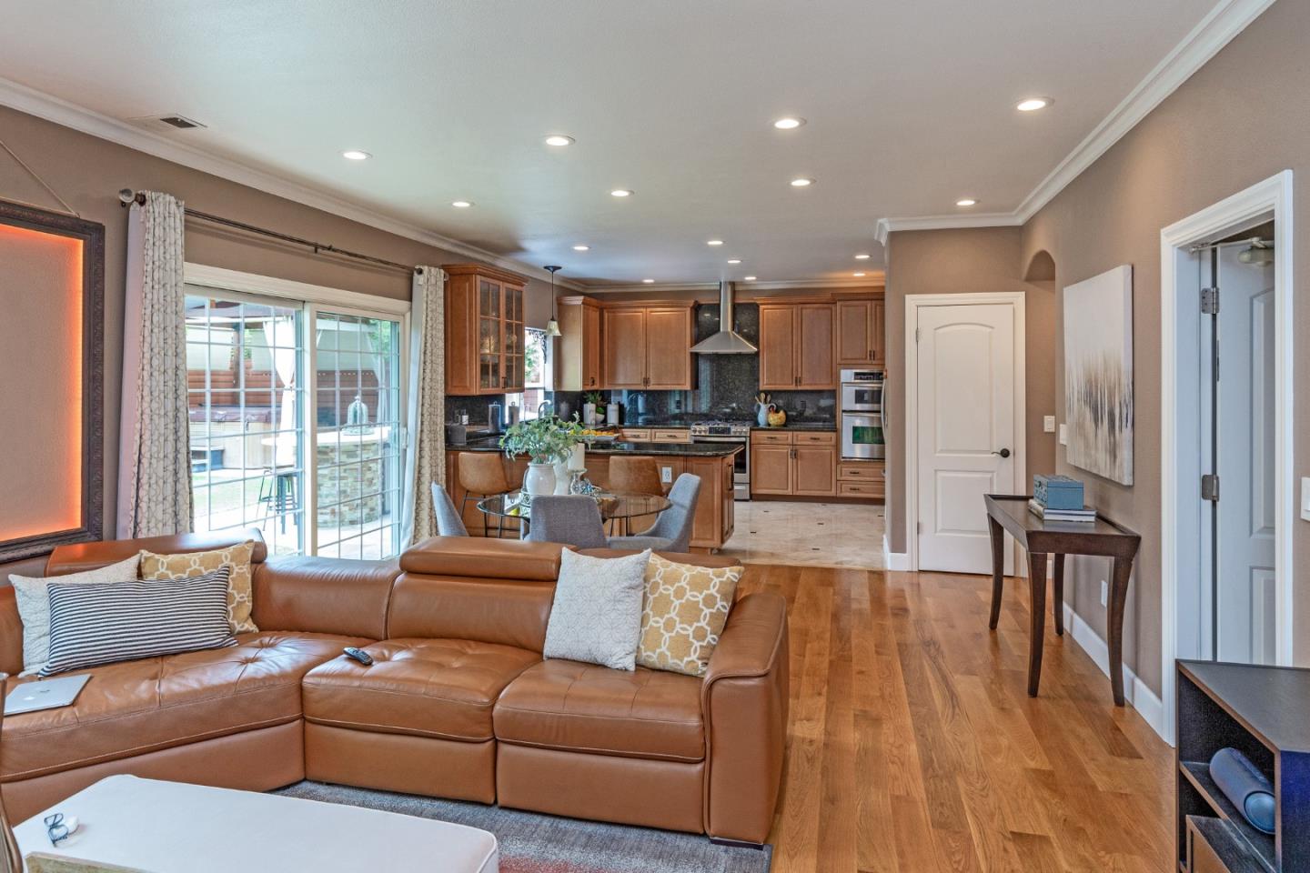 1642 Salisbury Drive