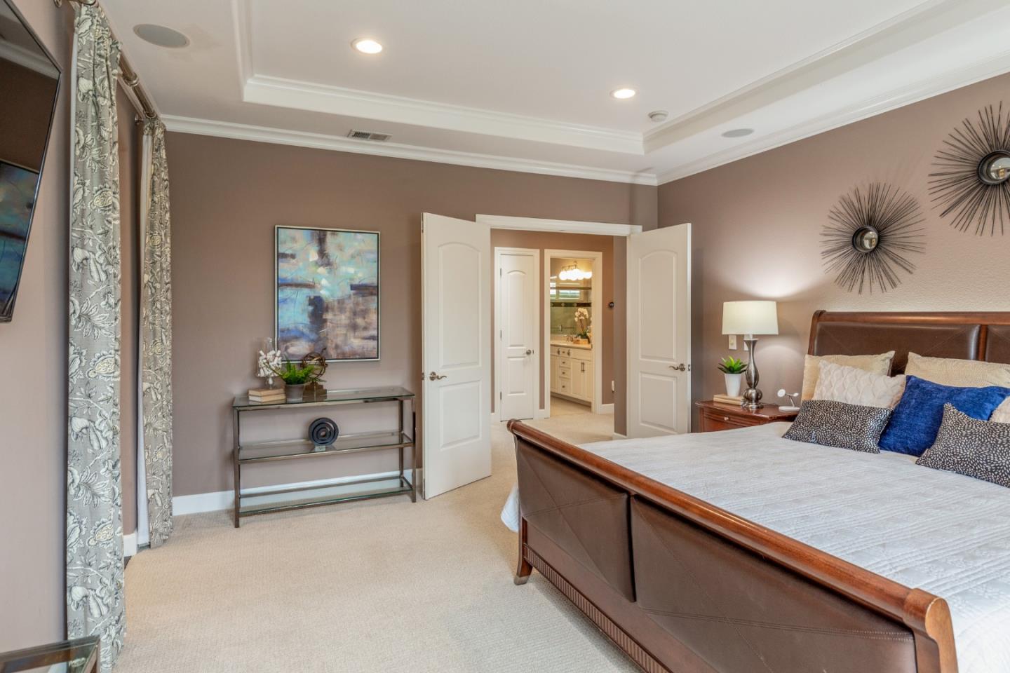 1642 Salisbury Drive
