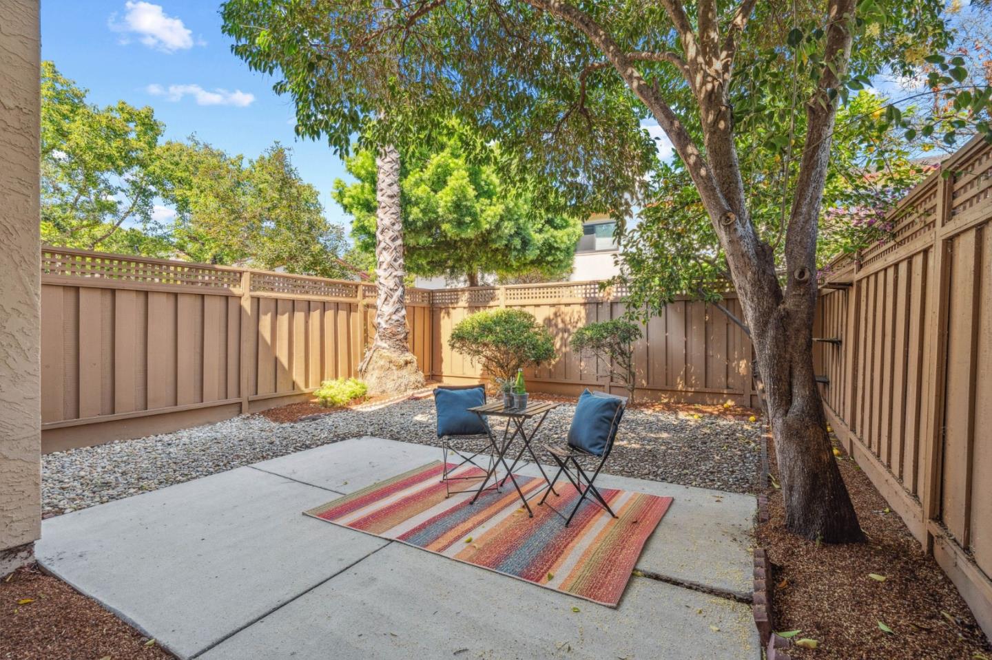 2031 Holly Branch CT