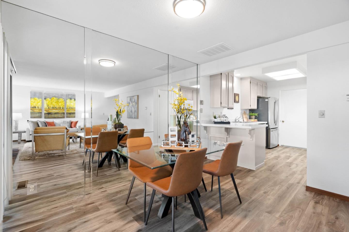 2031 Holly Branch CT