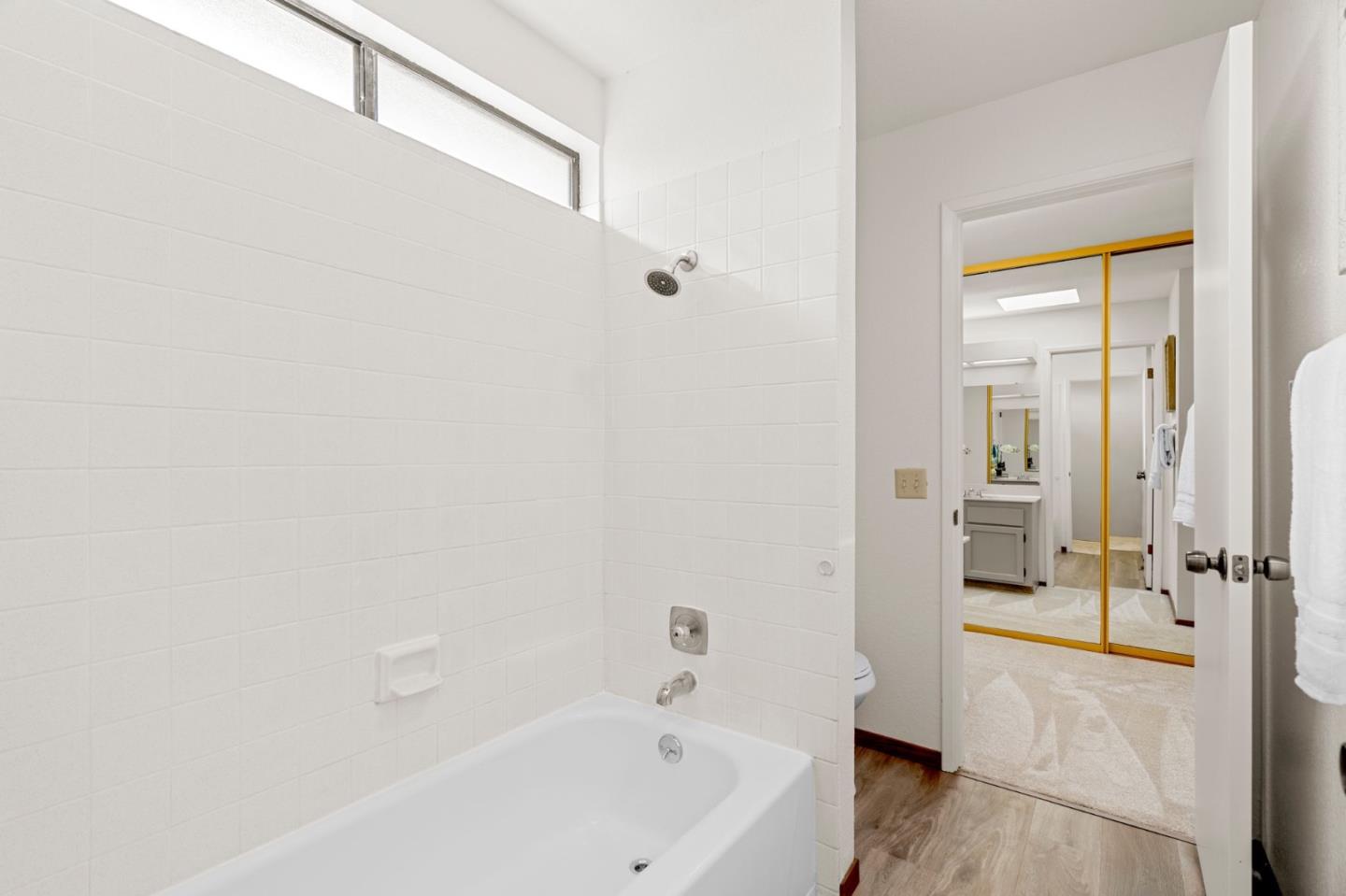 2031 Holly Branch CT