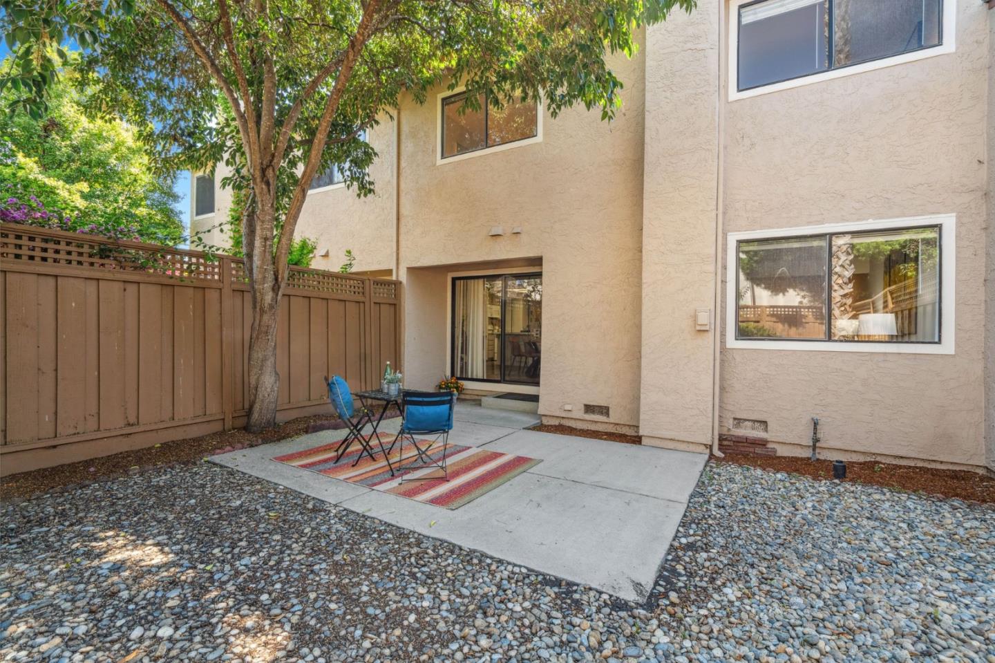 2031 Holly Branch CT