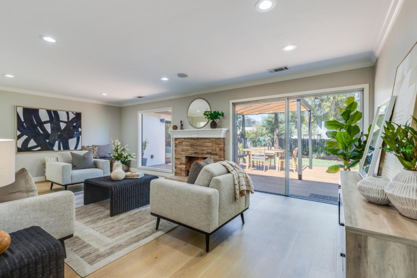 646 Panchita Way