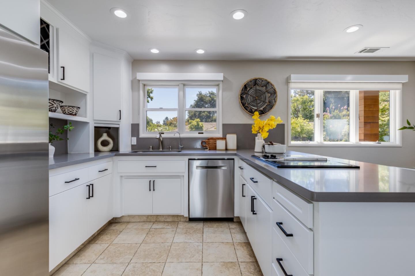 646 Panchita Way