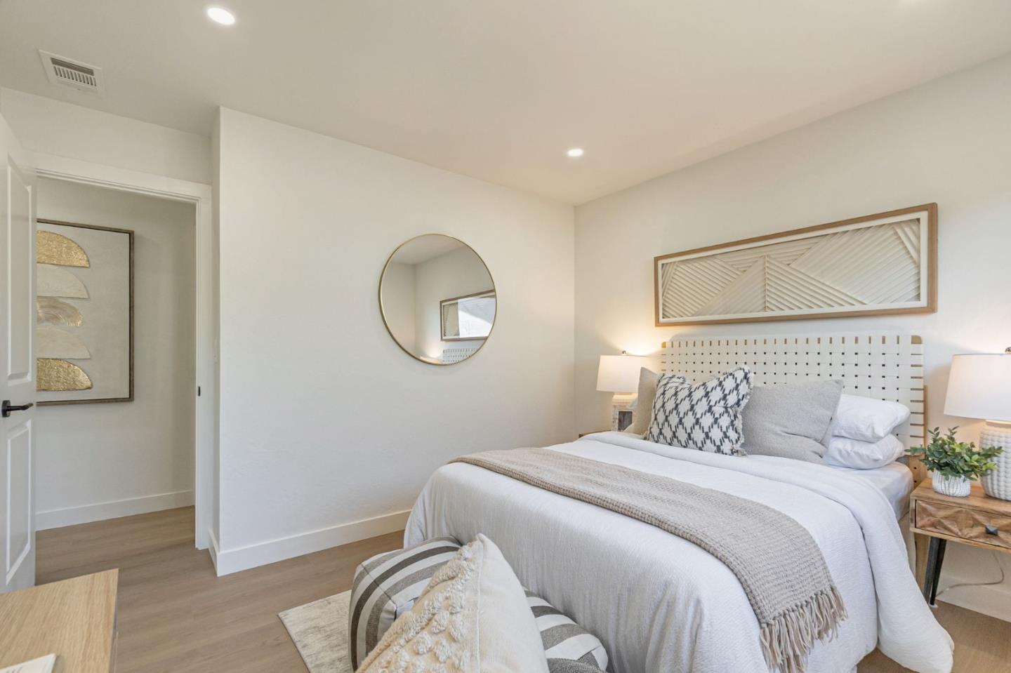 890 Silacci Drive