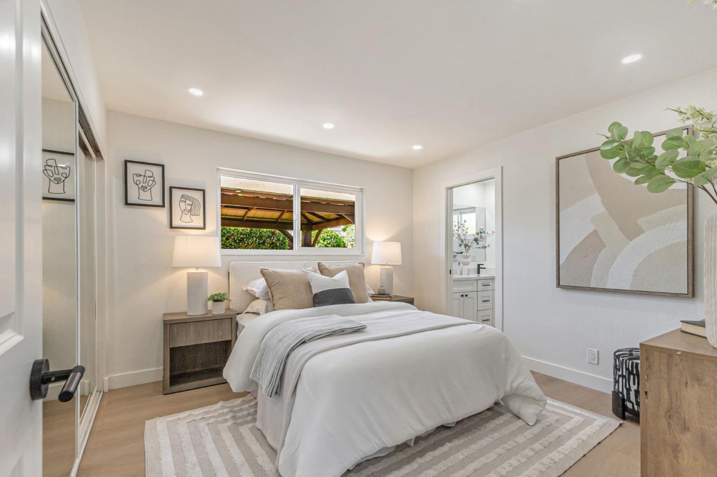 890 Silacci Drive