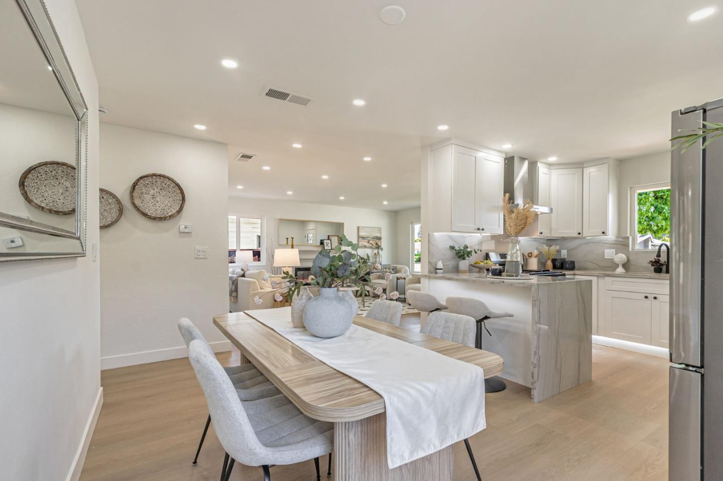 890 Silacci Drive