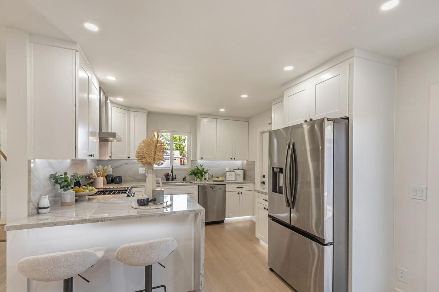 890 Silacci Drive