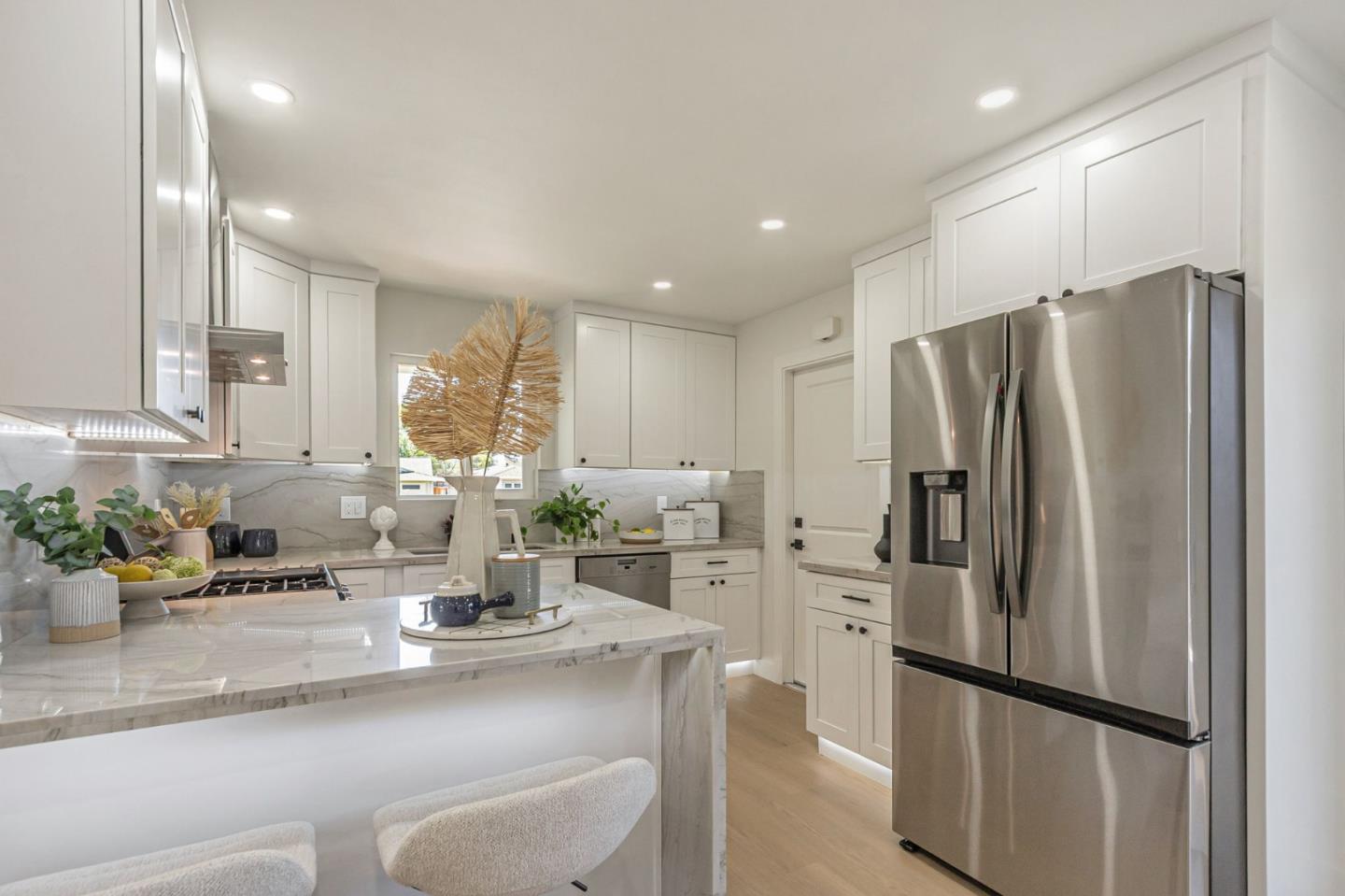 890 Silacci Drive