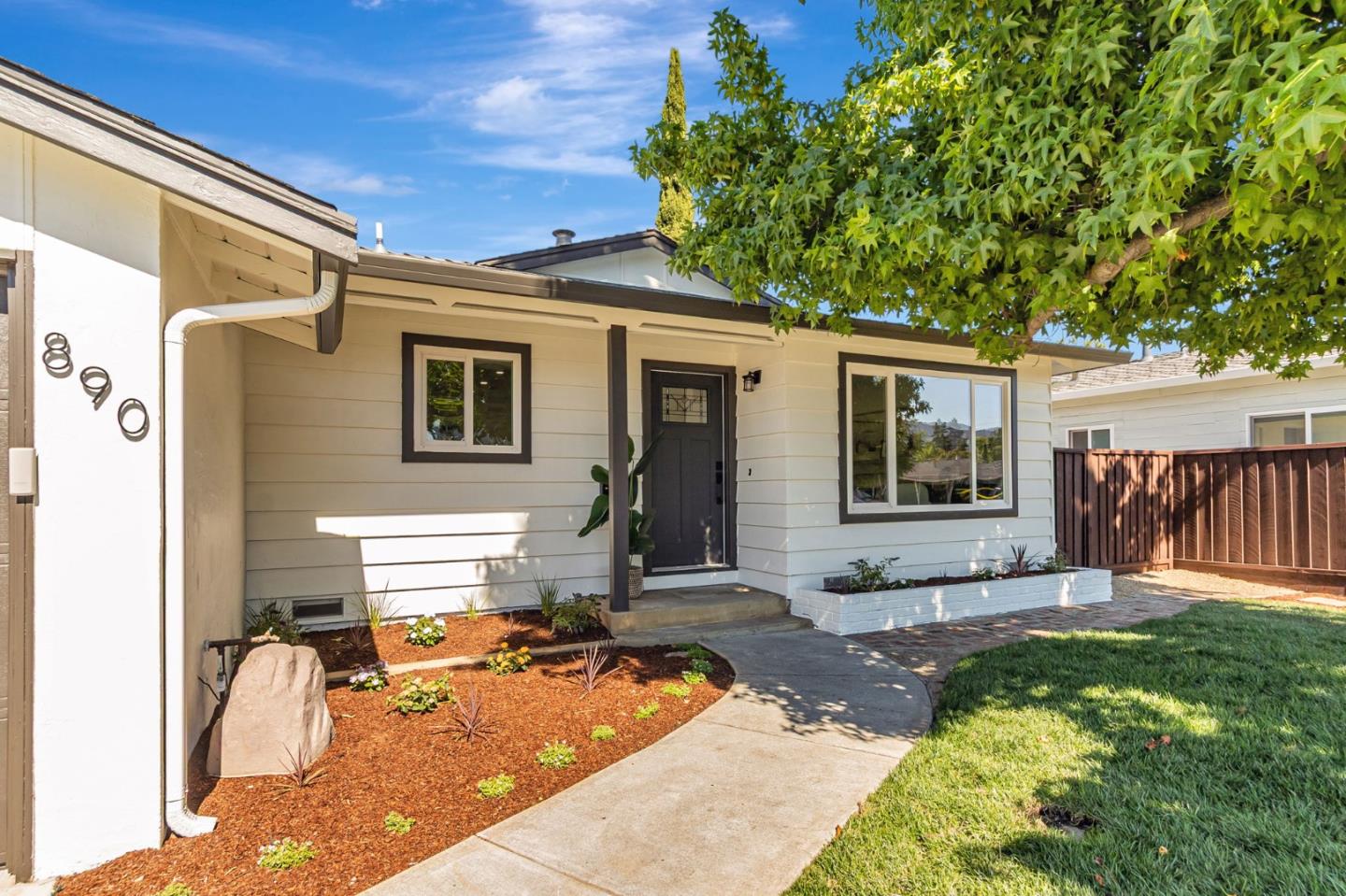 890 Silacci Drive
