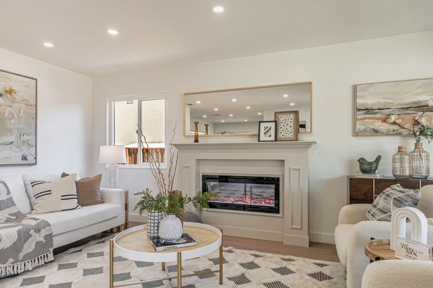890 Silacci Drive