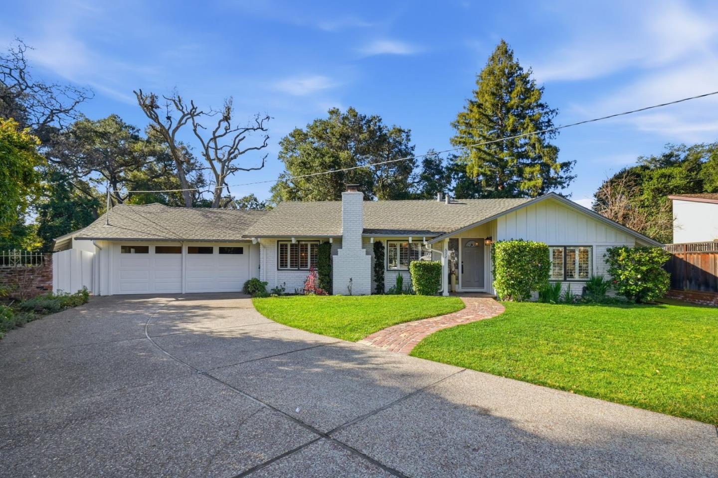 652 Rosewood Court