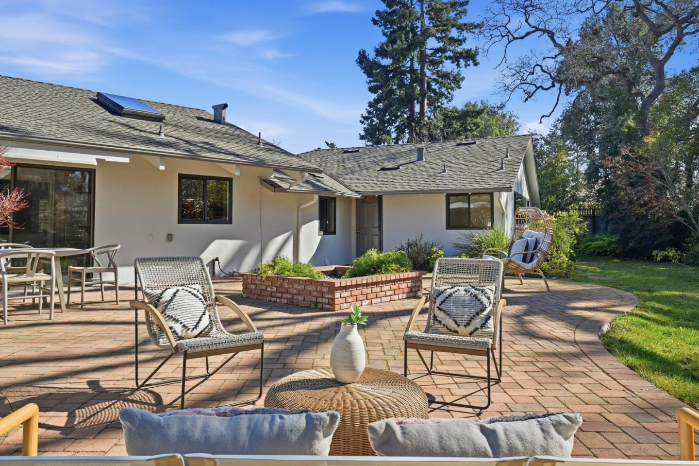 652 Rosewood Court