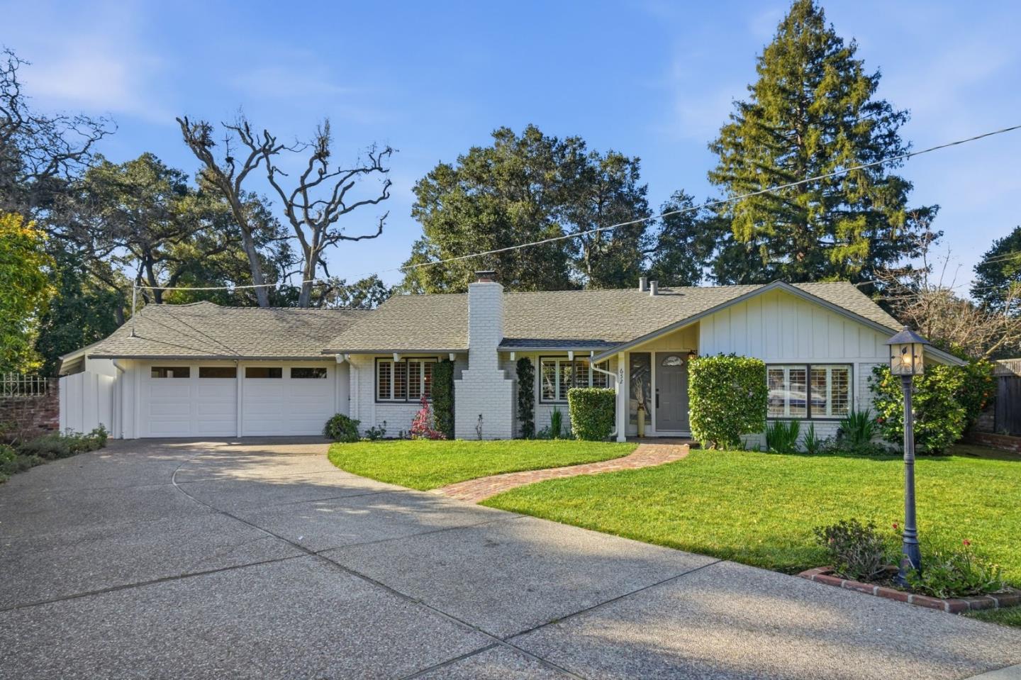 652 Rosewood Court