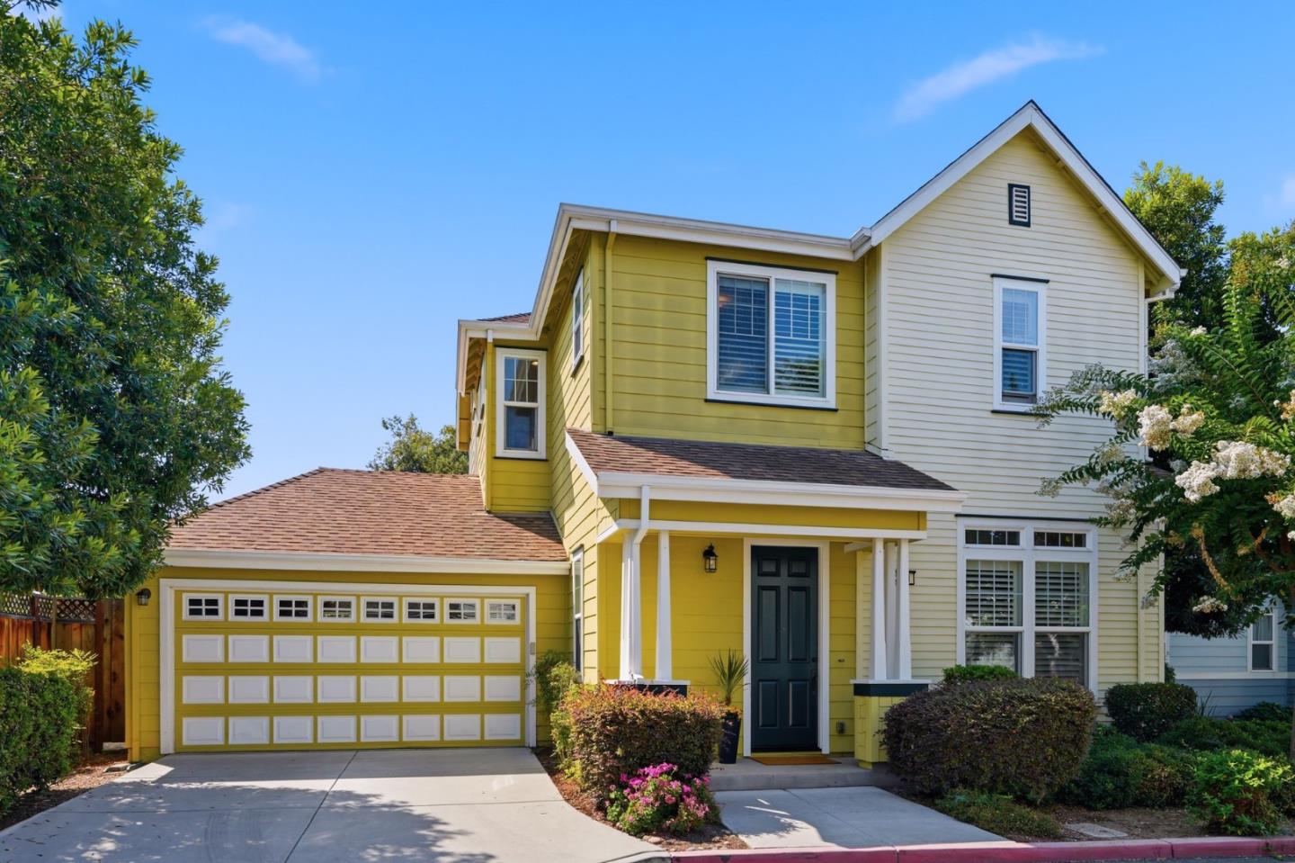 2081 Cowles Commons