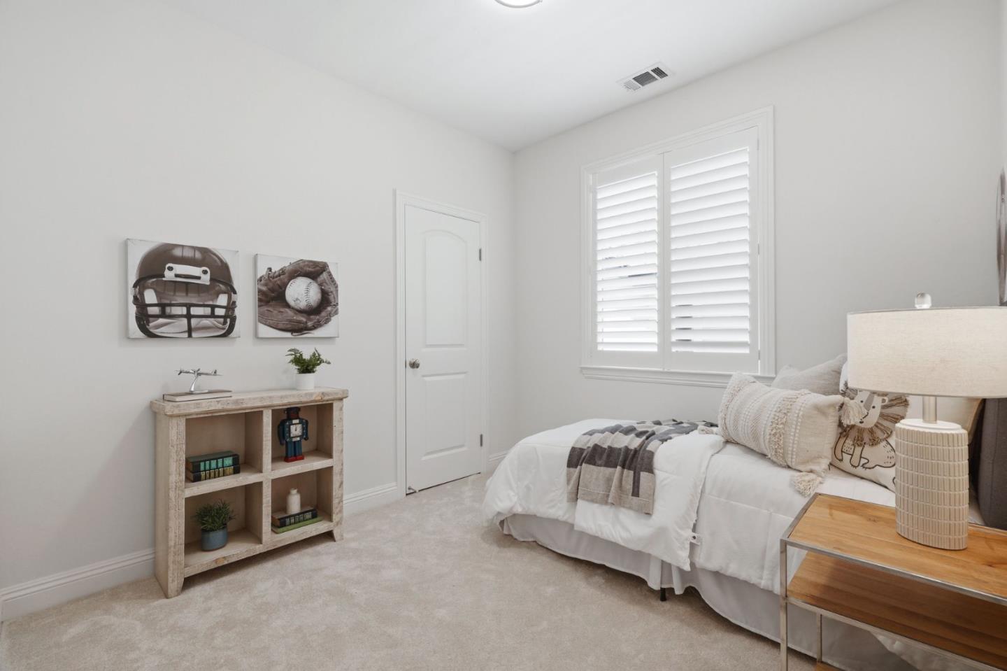 2081 Cowles Commons