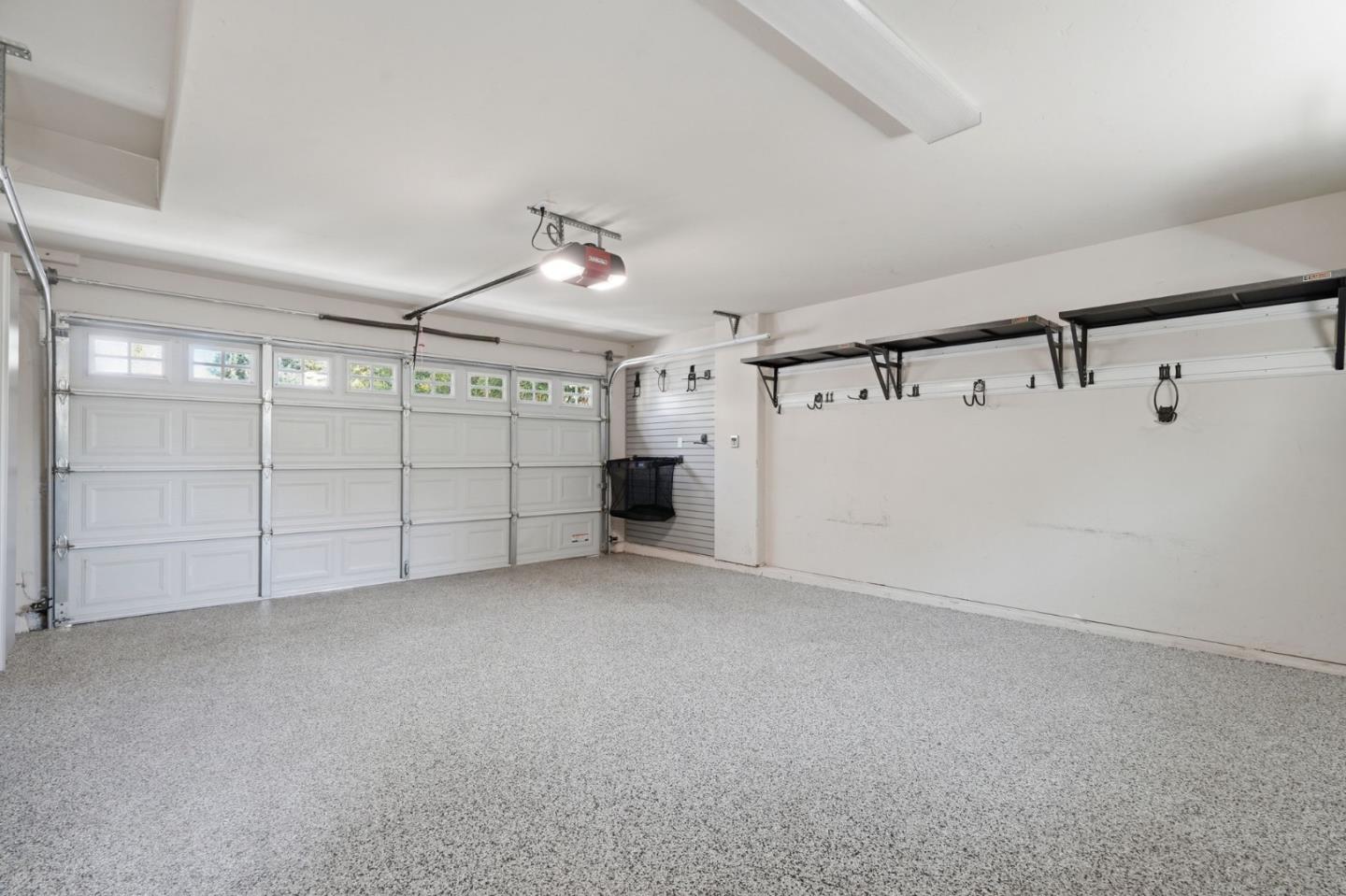2081 Cowles Commons
