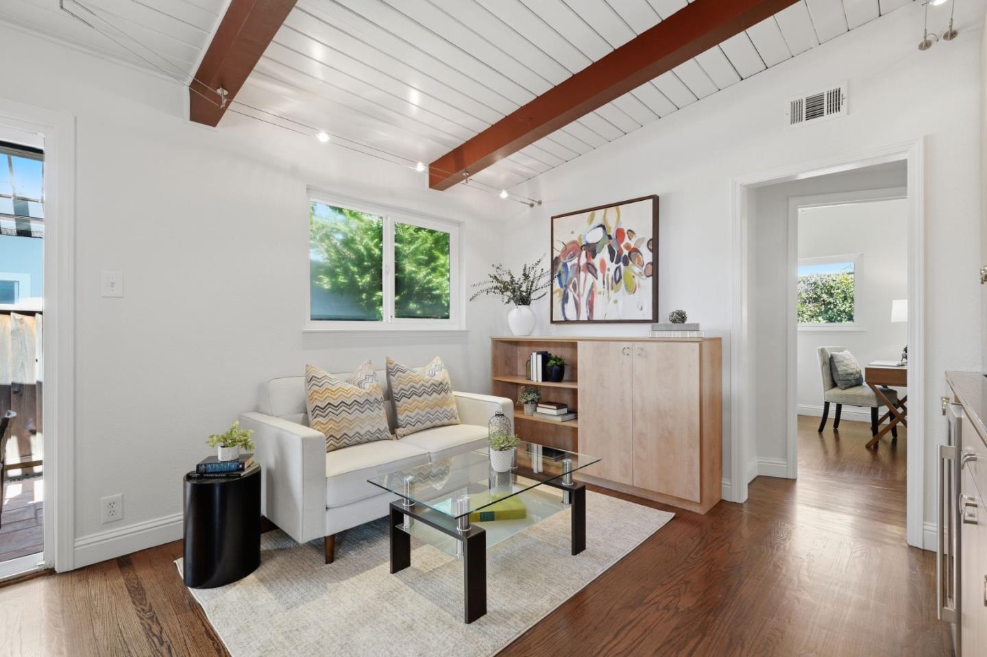 321 Anna AVE