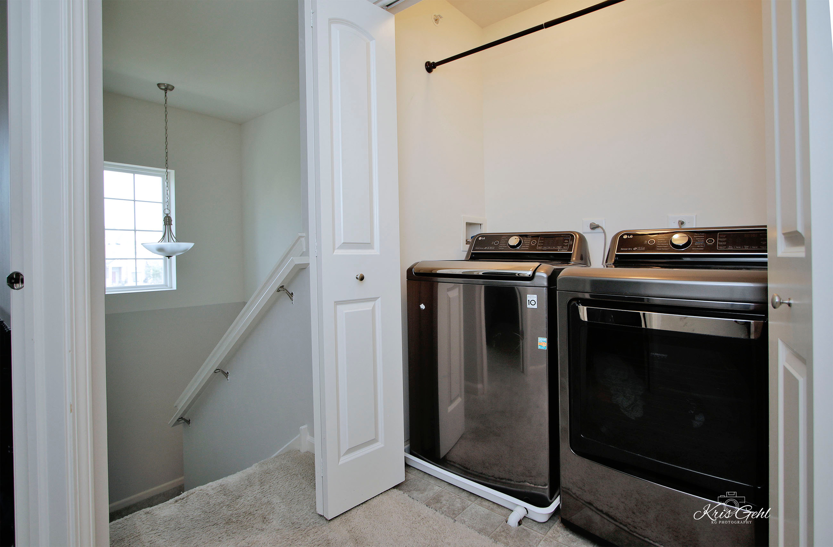 1422 Lakeridge Court