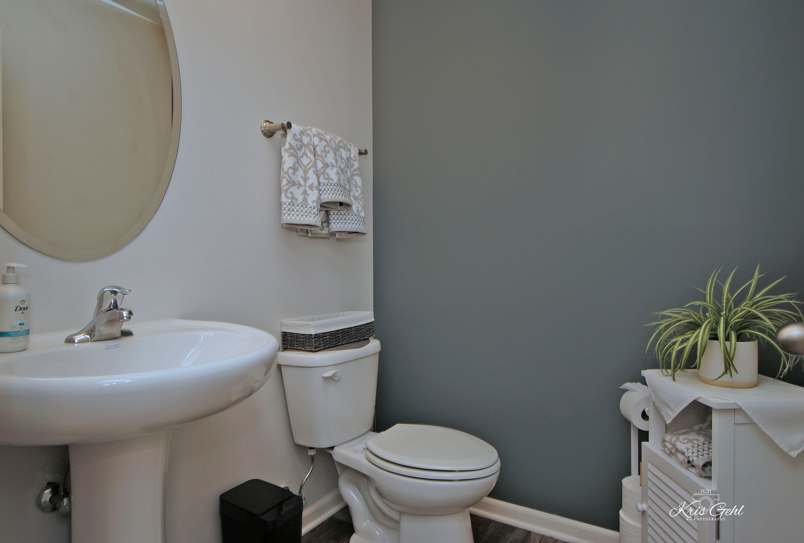 1422 Lakeridge Court